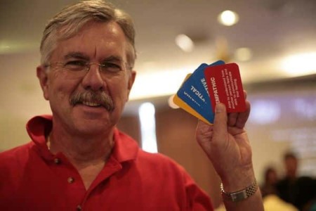 Ernesto Verdugo uses a technology on how to open your mind Ernesto Verdugo uses a technology on how to open your mind