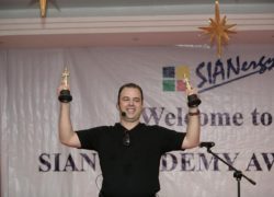 Ernesto Verdugo with S0IANergy Awards Singapore (2009) Award